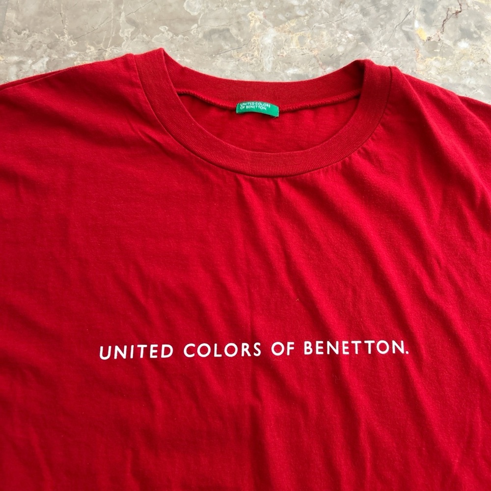 Vintage 90s United Colors of Benetton Logo Red T Shirt L - Picture 2 of 4